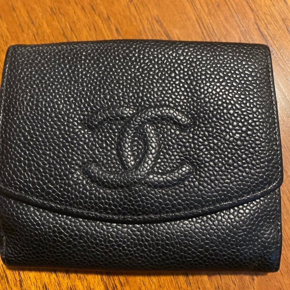 Chanel Black Leather Caviar Wallet/Billfold 4x5